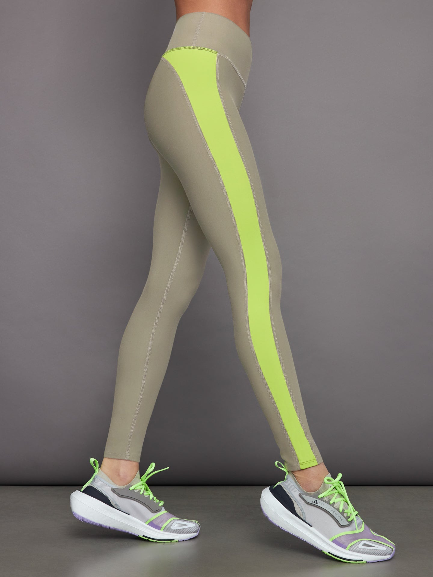 Colorblock Legging in Melt - Silversage / Acid Lime – Carbon38