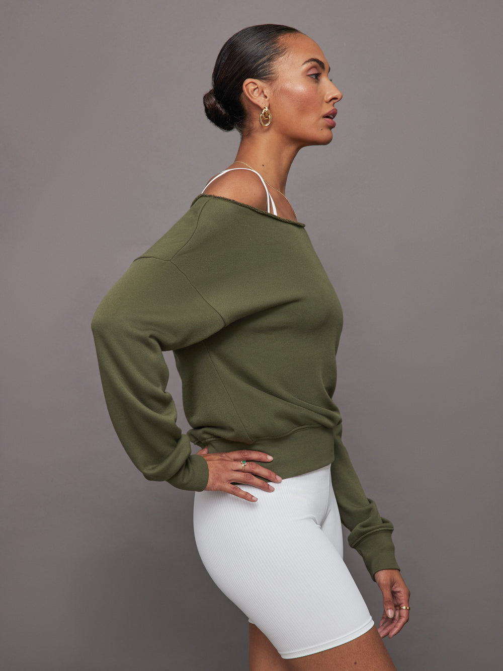 Off Shoulder Sweatshirt in French Terry - Olive