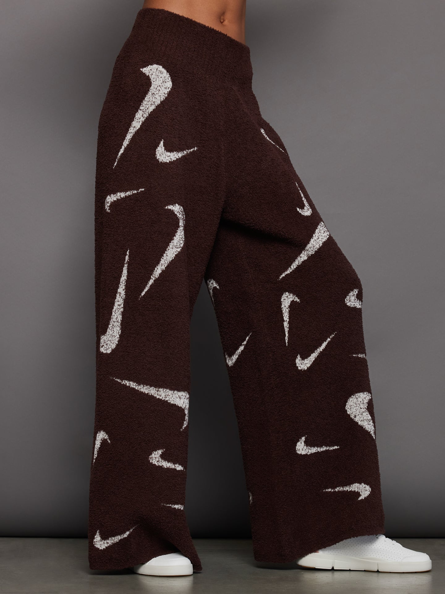 Nike Sportswear Phoenix Cozy BouclÃ© High-Waisted Wide-Leg Knit