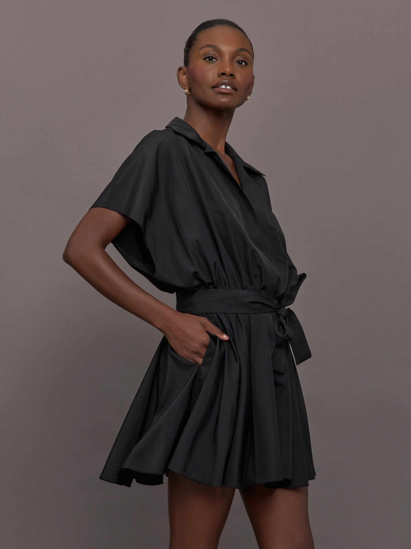 boyfriend shirt dress Super OS Sleeveless BF NK Flared Mini maxi silhouette. Size:US 9 (EU 41) 91=handle1=Storage Cabinet=richmond-ridged-highboard-storage-cabinet-matte-taupe Rachel Allan 40684 Floral