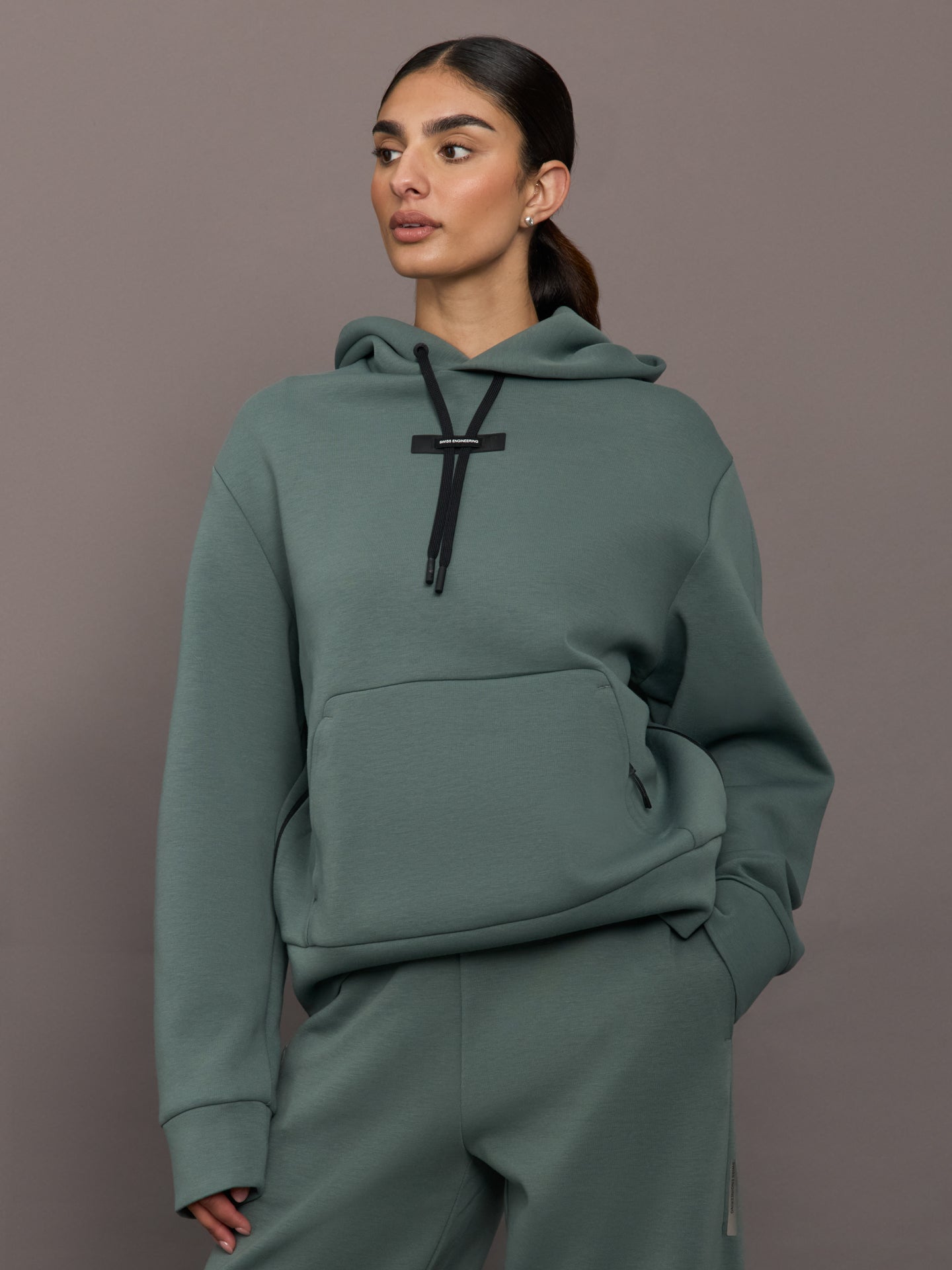 Focus Tech Hoodie - Olive