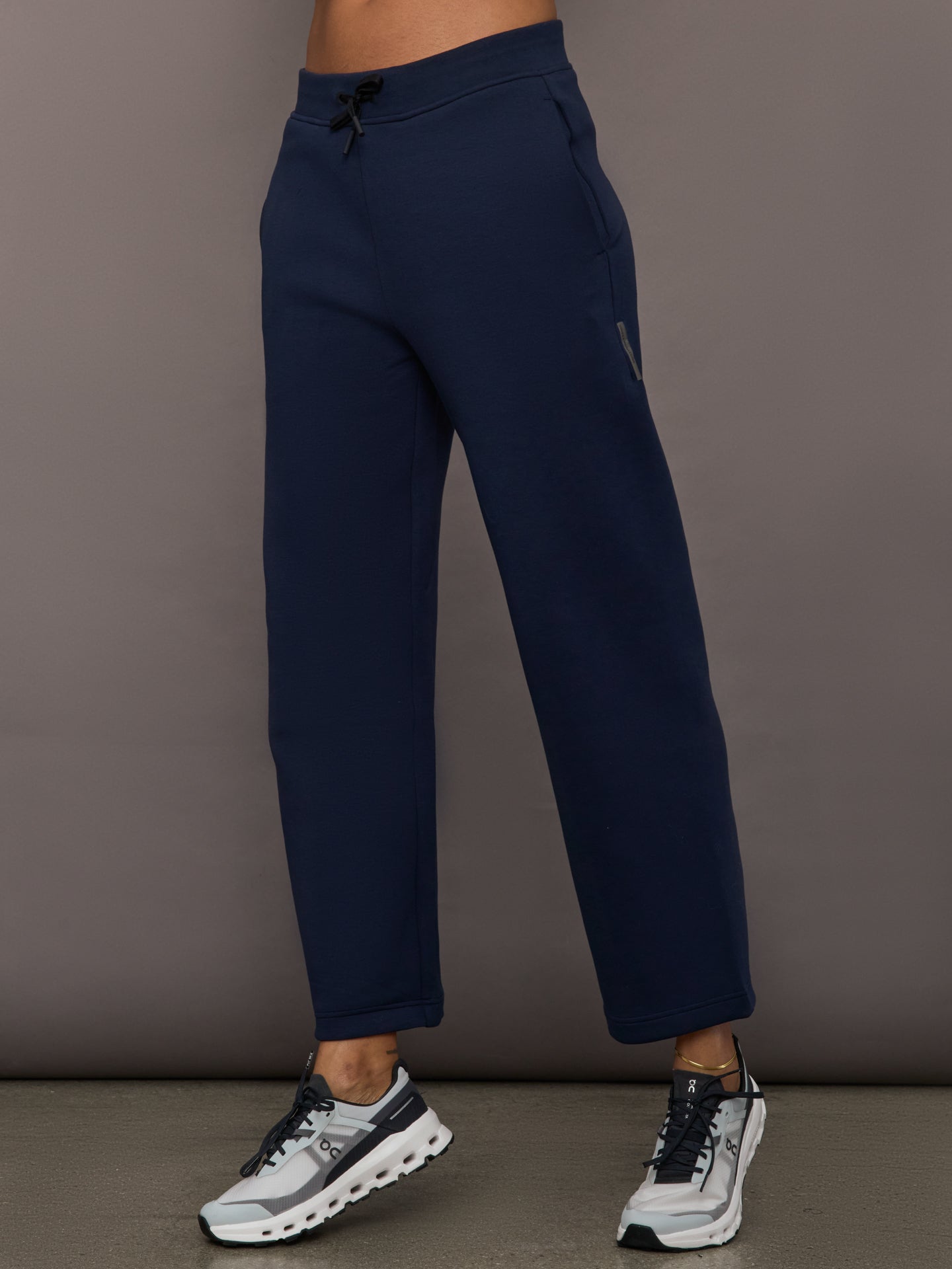 Focus Tech Sweatpants - Navy