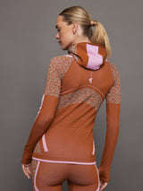 aSMC TrueStrength Seamless Yoga Longsleeve Hood - dark caramel sac/dove grey/semi pink glow