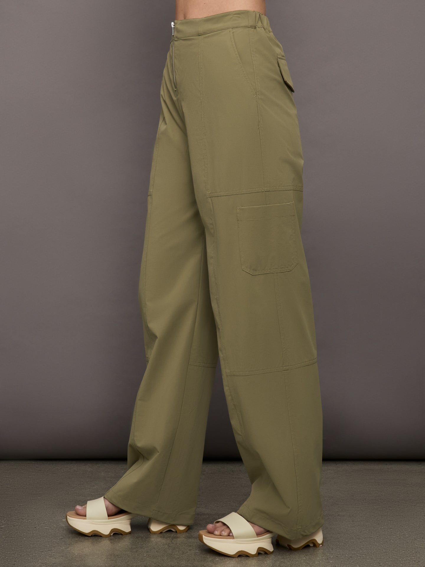 Quincy Cargo Pants - Aloe – Carbon38