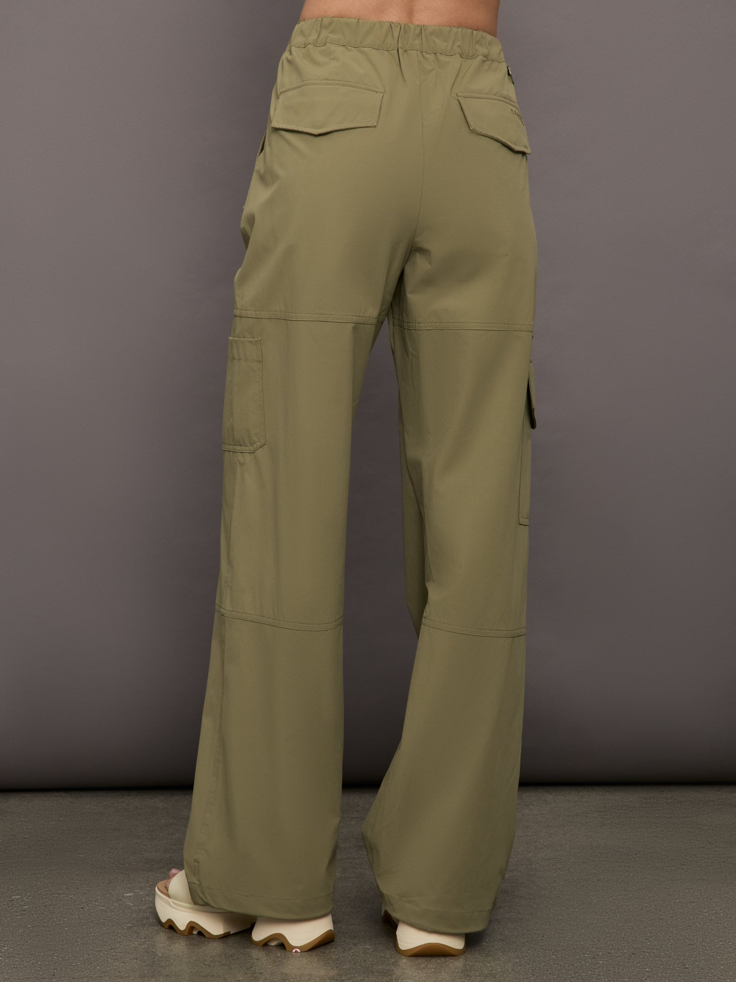 Quincy Cargo Pants - Aloe – Carbon38