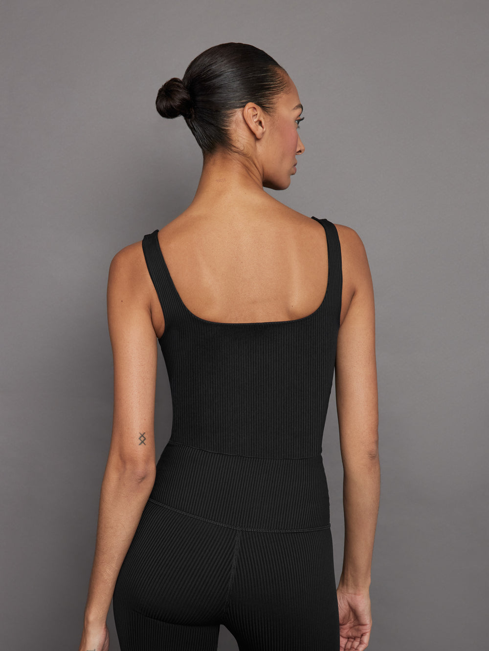Ribbed Tank - Black – Carbon38