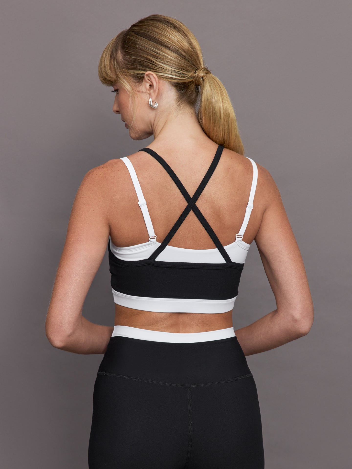 Double Layered Contrast Bra in Melt - Black/White – Carbon38