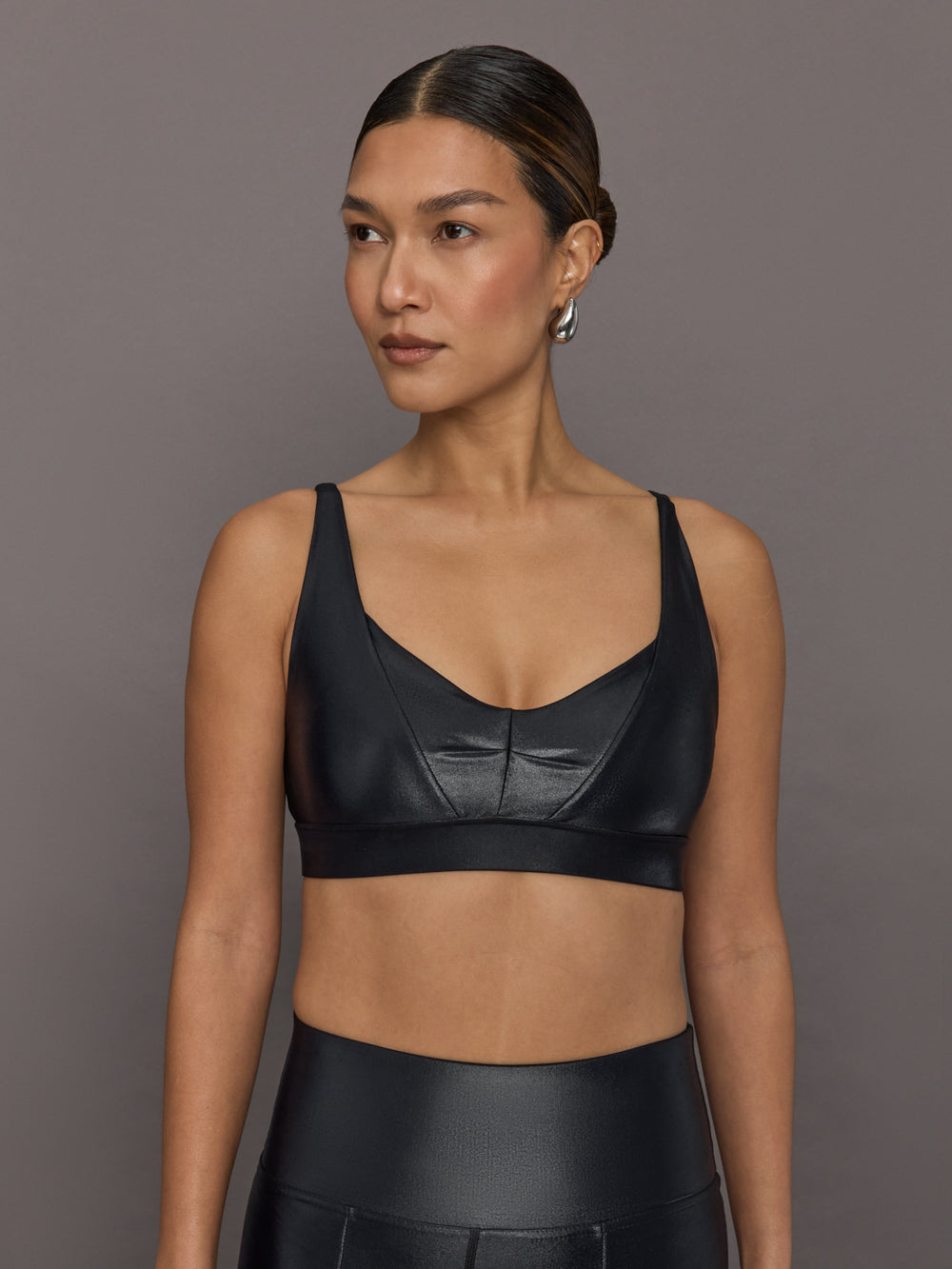 Soft Sculpt Sports Bra in Takara Shine - Black