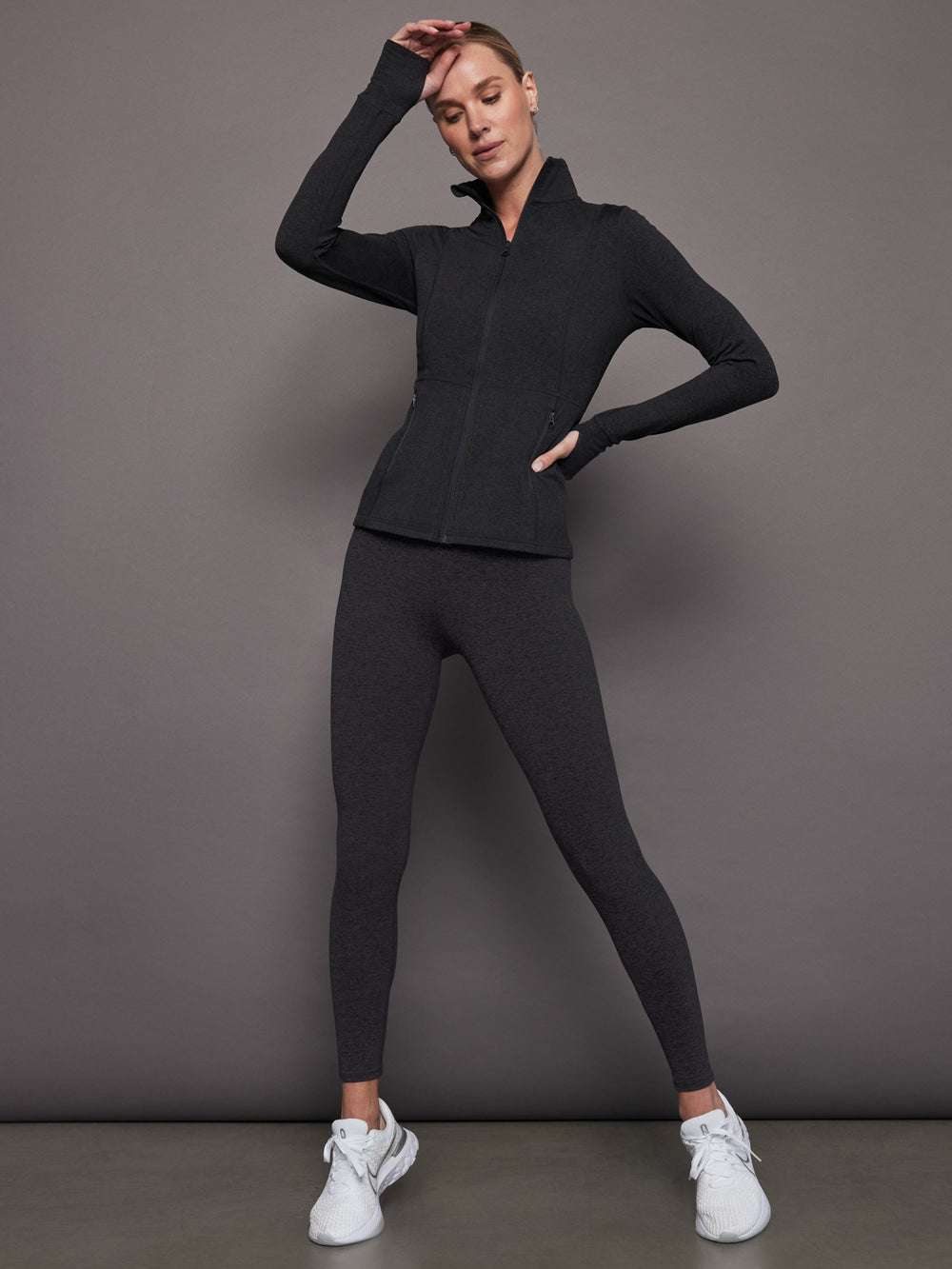 Zip Long Sleeve Run Top - Charcoal Heather – Carbon38