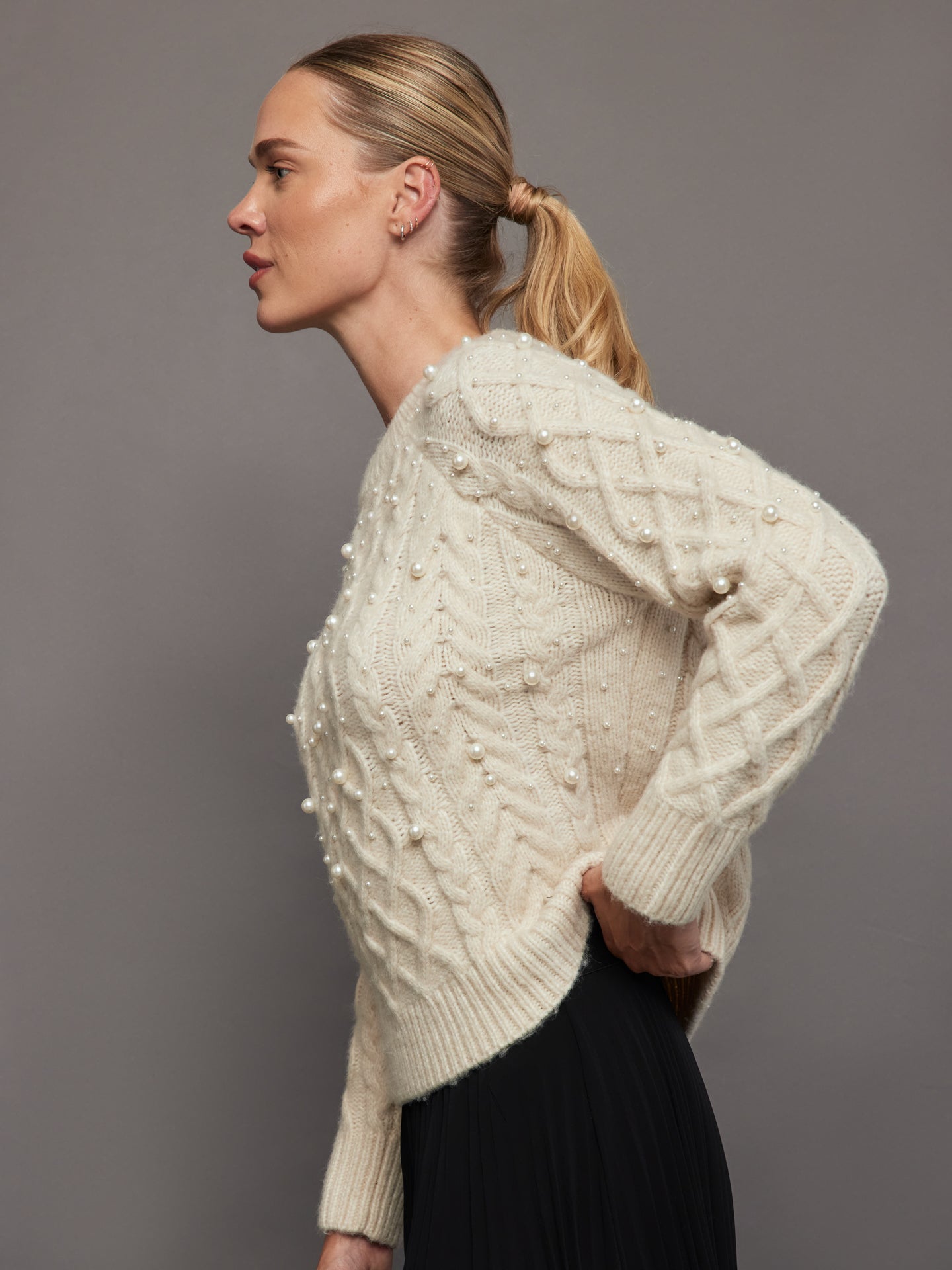 Pearl Embellished Sweater - Winter White – Carbon38