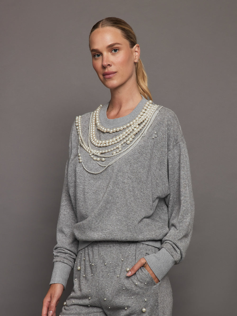 Pearl Sweatshirt Heather Grey – Carbon38