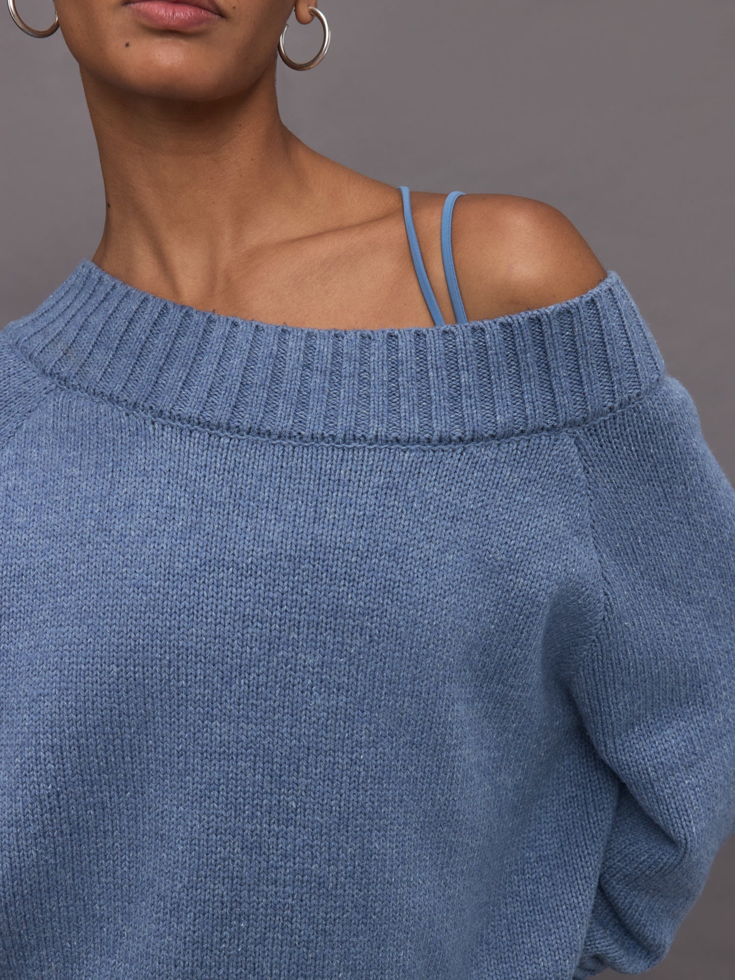 Slouchy Off Shoulder Sweater - Heather Coronet – Carbon38