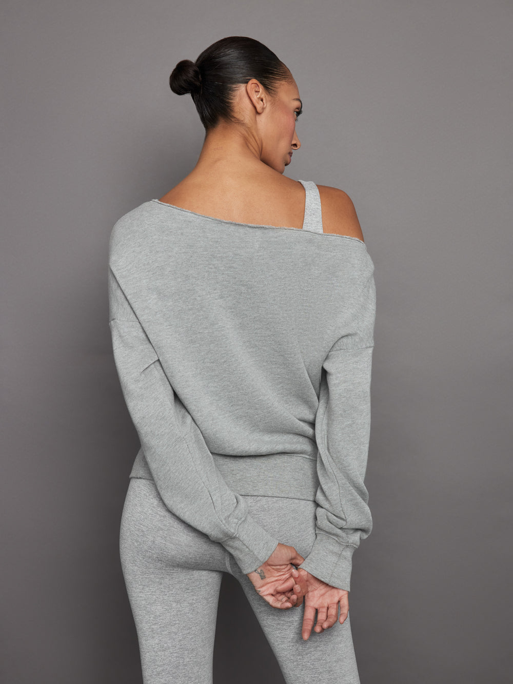 Off Shoulder Sweatshirt in French Terry - Heather Grey – Carbon38