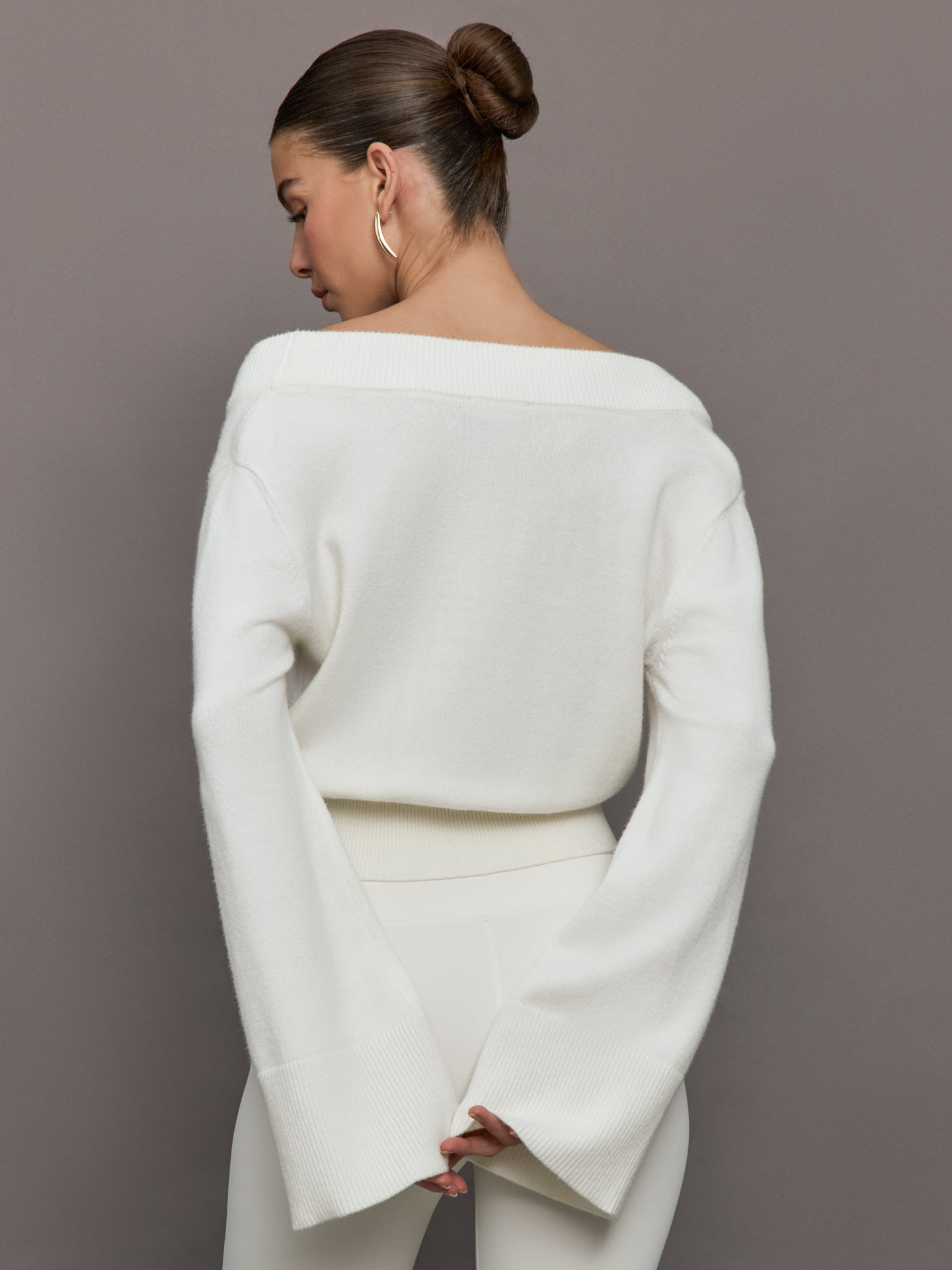 Bell Sleeve Off Shoulder Sweater - Cloud Dancer – Carbon38
