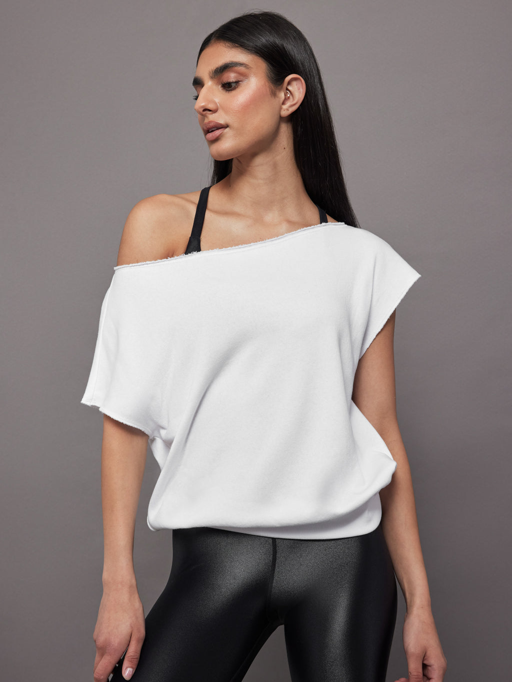 Short Sleeve Off Shoulder Sweatshirt in French Terry - White – Carbon38