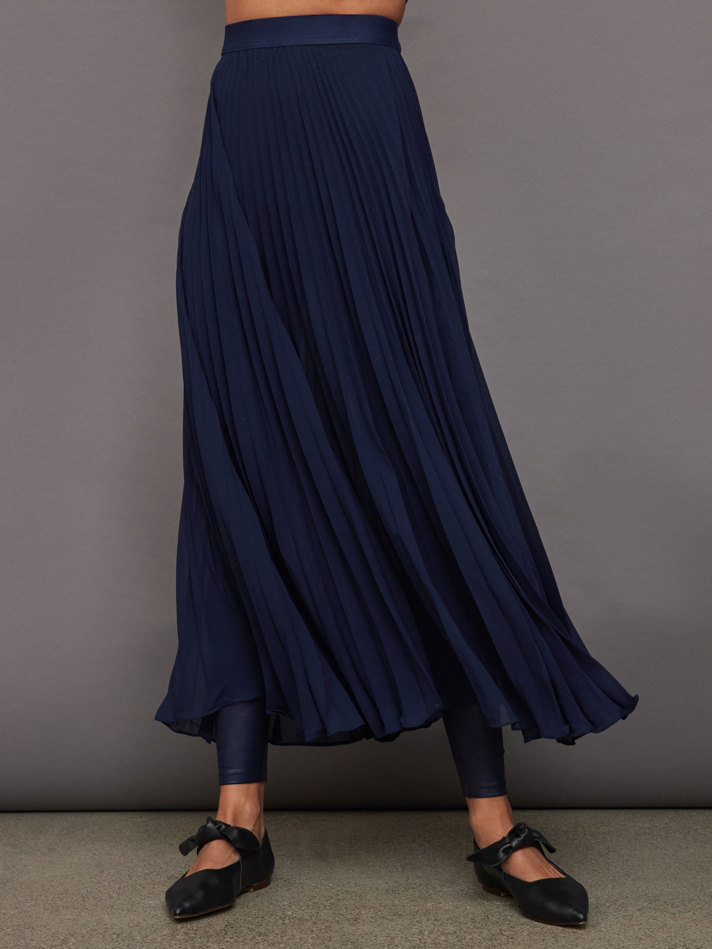 Mesh Pleated Skirt - Navy – Carbon38