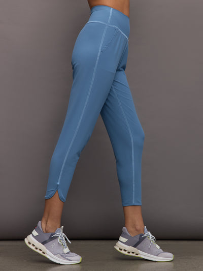 Jogger in Melt - Coronet Blue