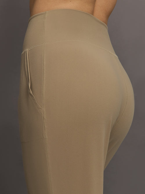 Model wears Jogger in Melt Chinchilla, featuring a relaxed fit and a high waist.