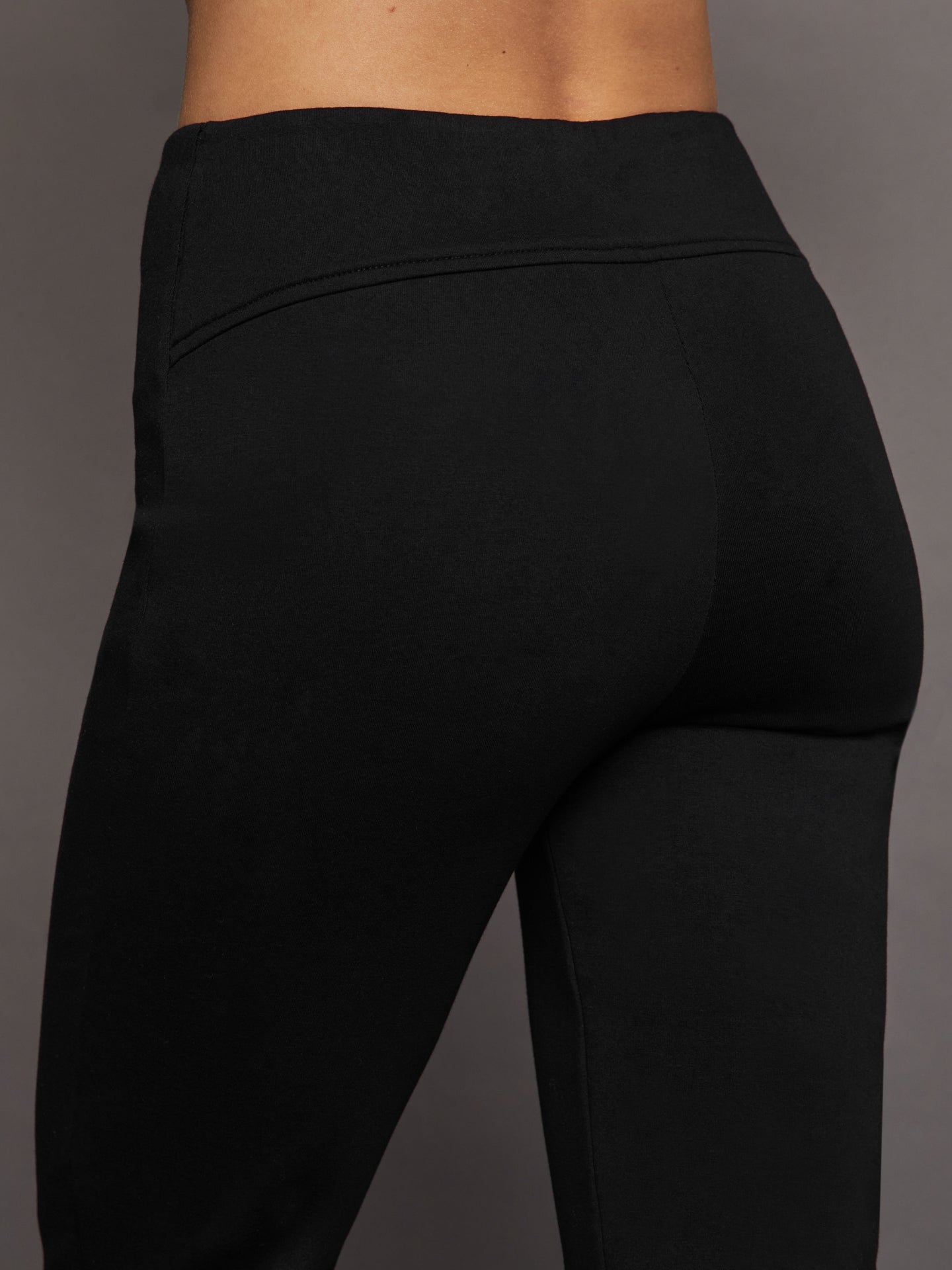 Rhinestone Front Slit Sweatpant - Black – Carbon38
