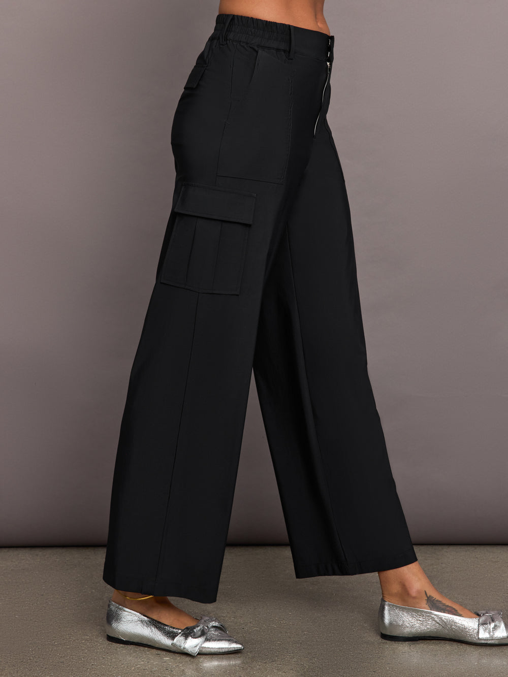 Stretch Woven Wide Leg Cargo Pant - Black