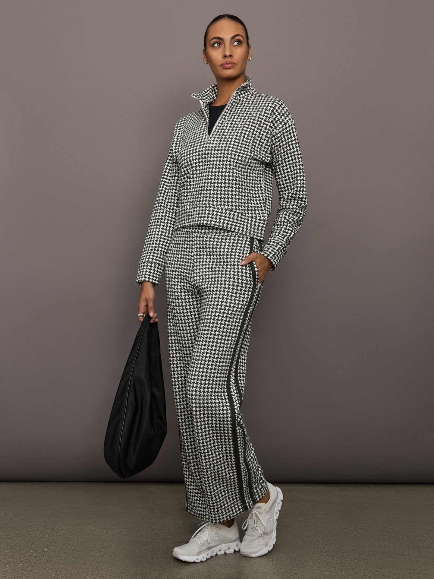 Houndstooth Track Pant - Ivory / Faded Black – Carbon38