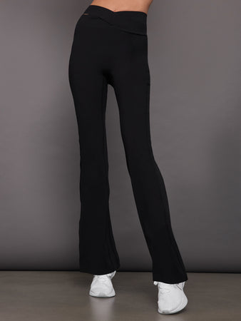 Luna Wrap Flare Legging