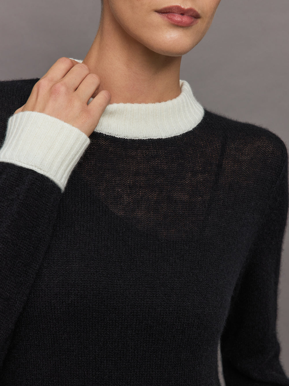 Tamino Cashmere Top - Black/ Cream