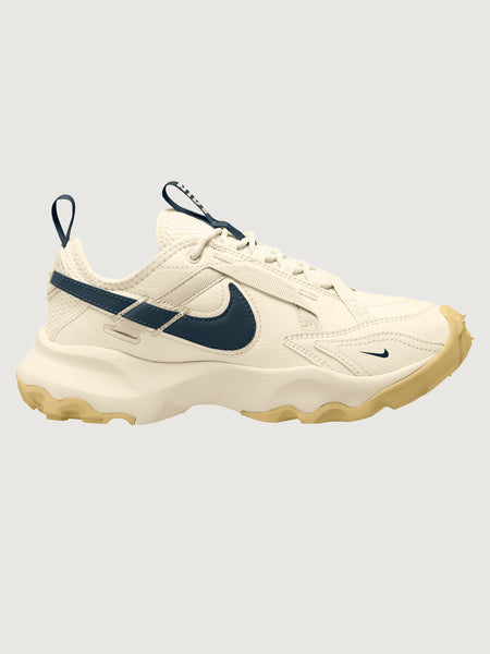 NIKE-DD9682-103-IVRYNUDDRK-