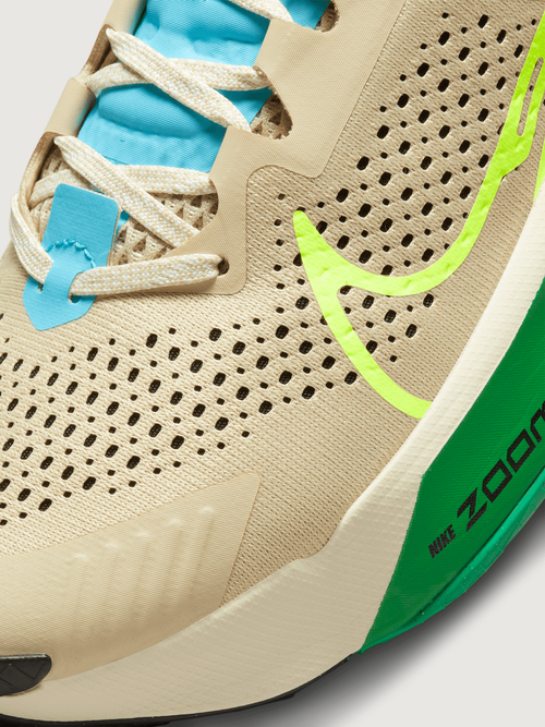 Nike Zegama Trail - TEAM GOLD/VOLT-CITRON PULSE