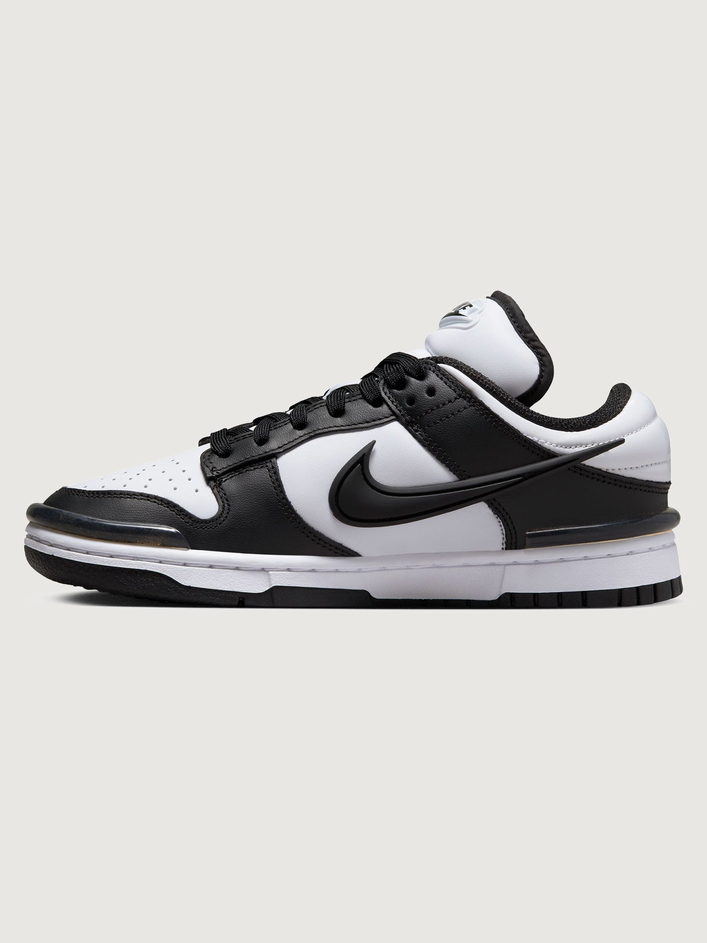 W NIKE DUNK LOW TWIST - BLACK/WHITE-BLACK – Carbon38