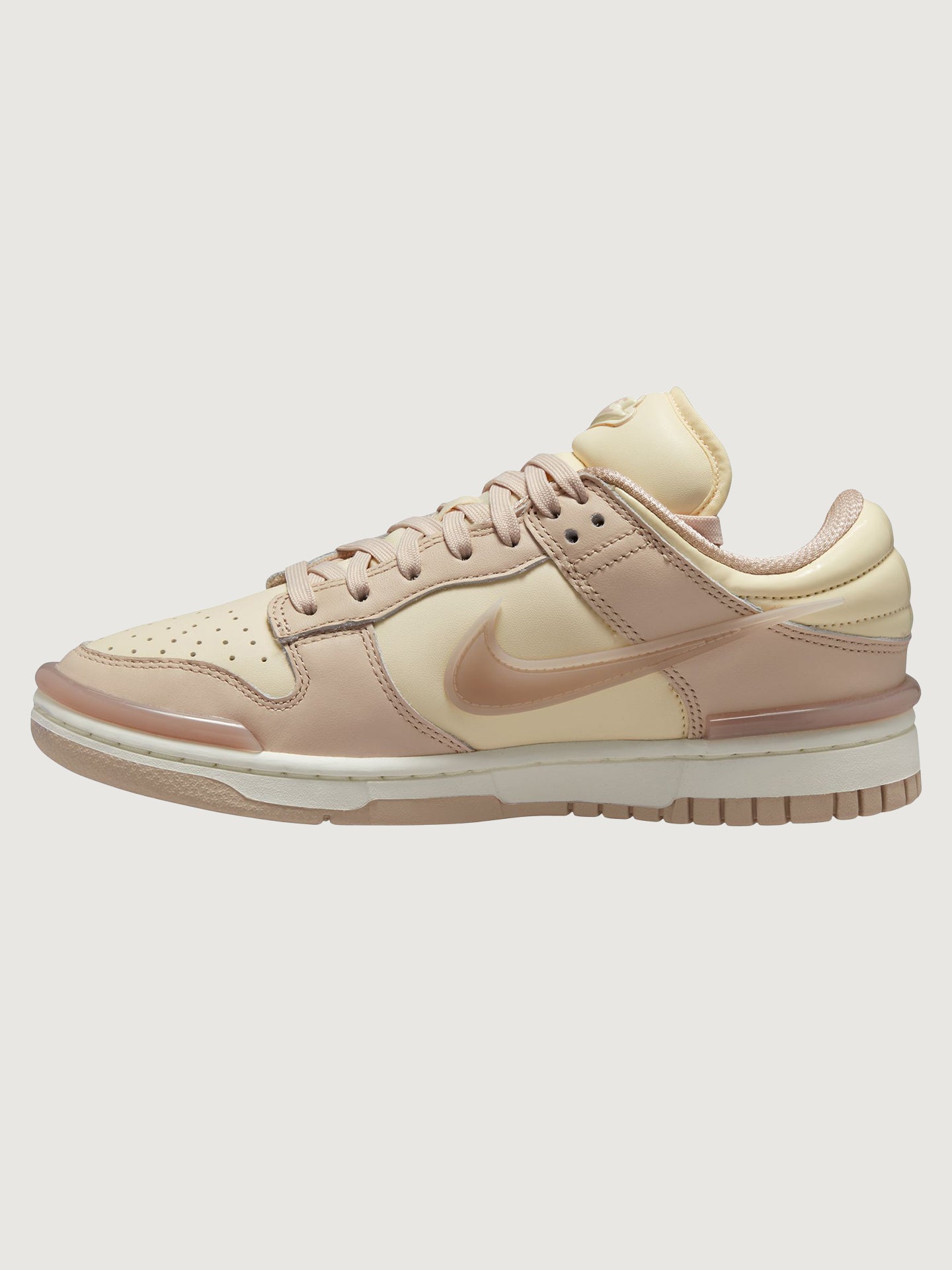 Nike Dunk factory Low ‘Sail’