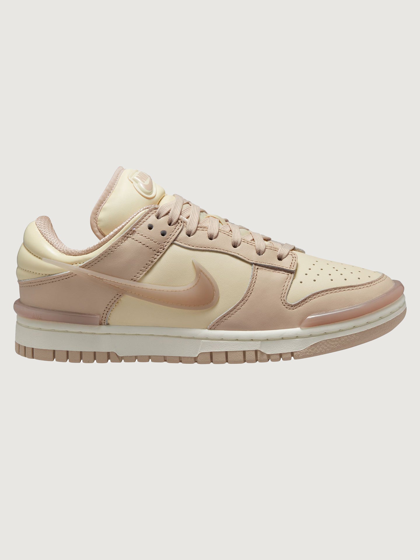 W Nike Dunk Low Twist Coconut Milk/Sanddrift-Pink Oxford-Sail