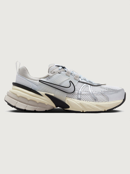 【入手困難】23cm NIKE W V2K RUN \