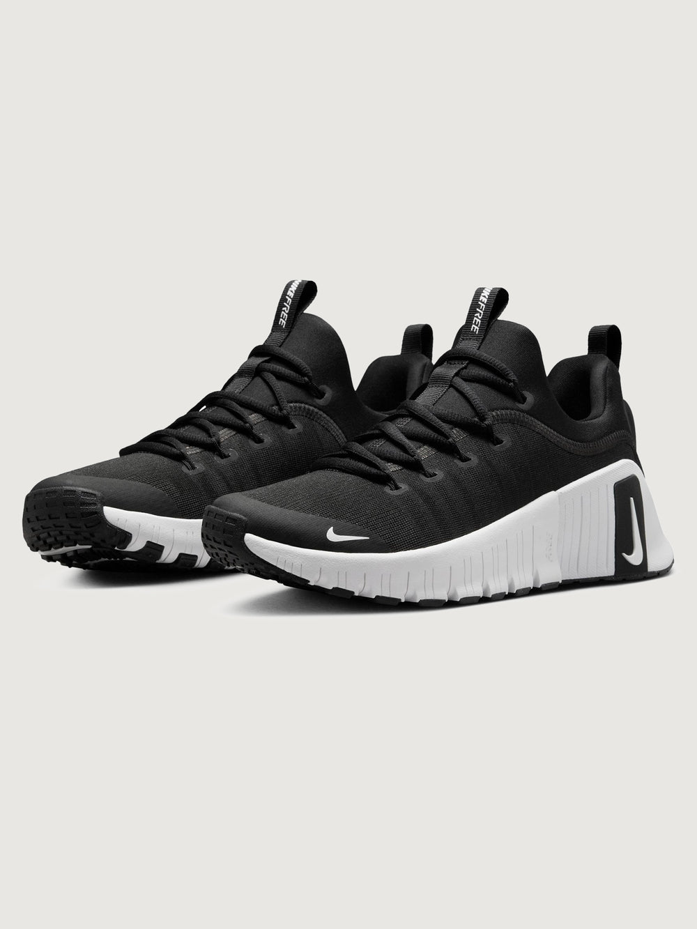 W Nike Free Metcon 6 - Black/White