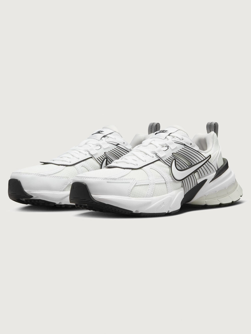 W Nike V2K Run - White/White-Platinum Tint-Summit White-Black