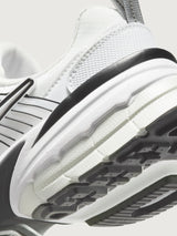 W Nike V2K Run - White/White-Platinum Tint-Summit White-Black