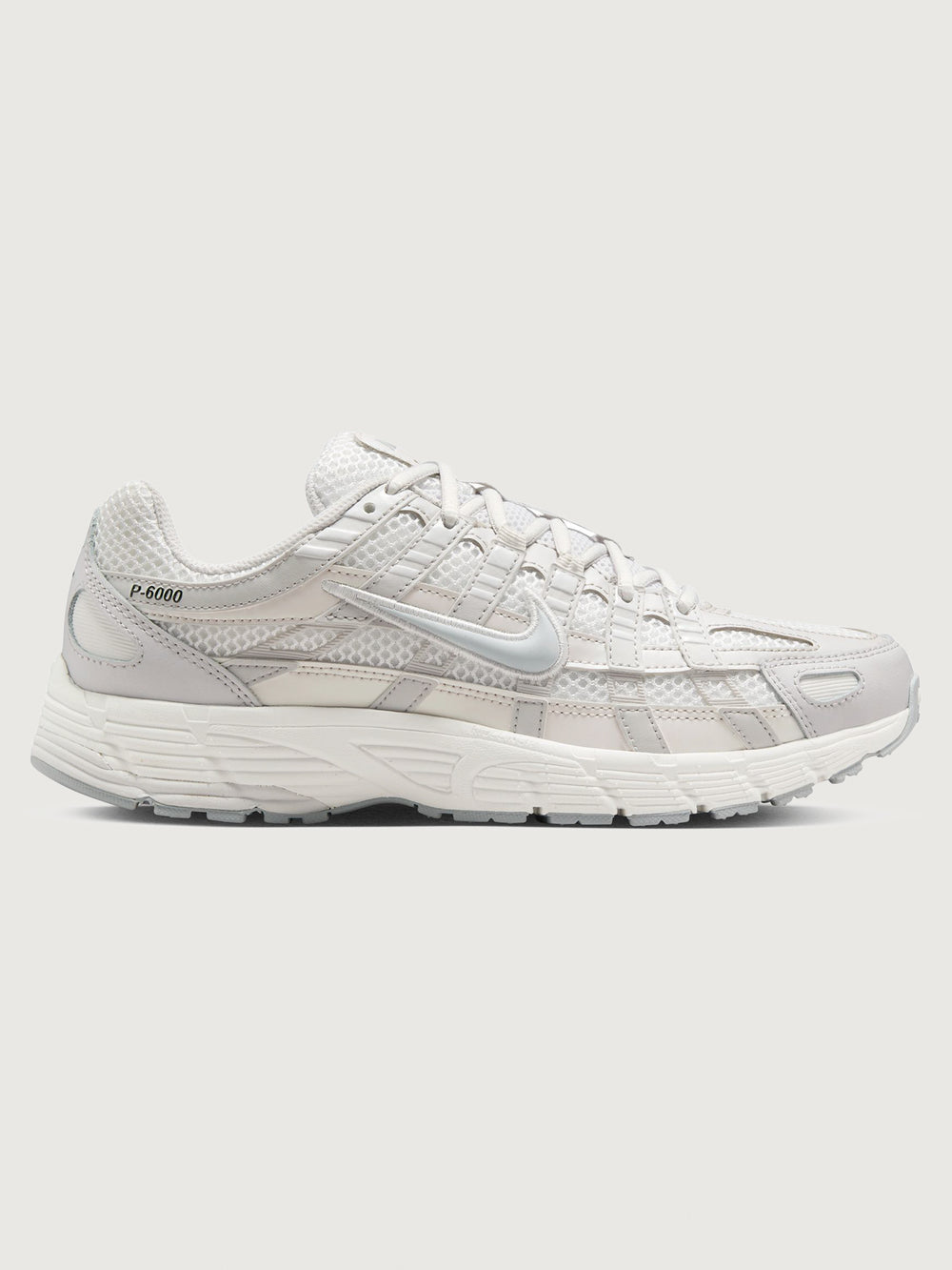 Nike P-6000 SE in Summit White and Wolf Grey, lateral side profile view.
