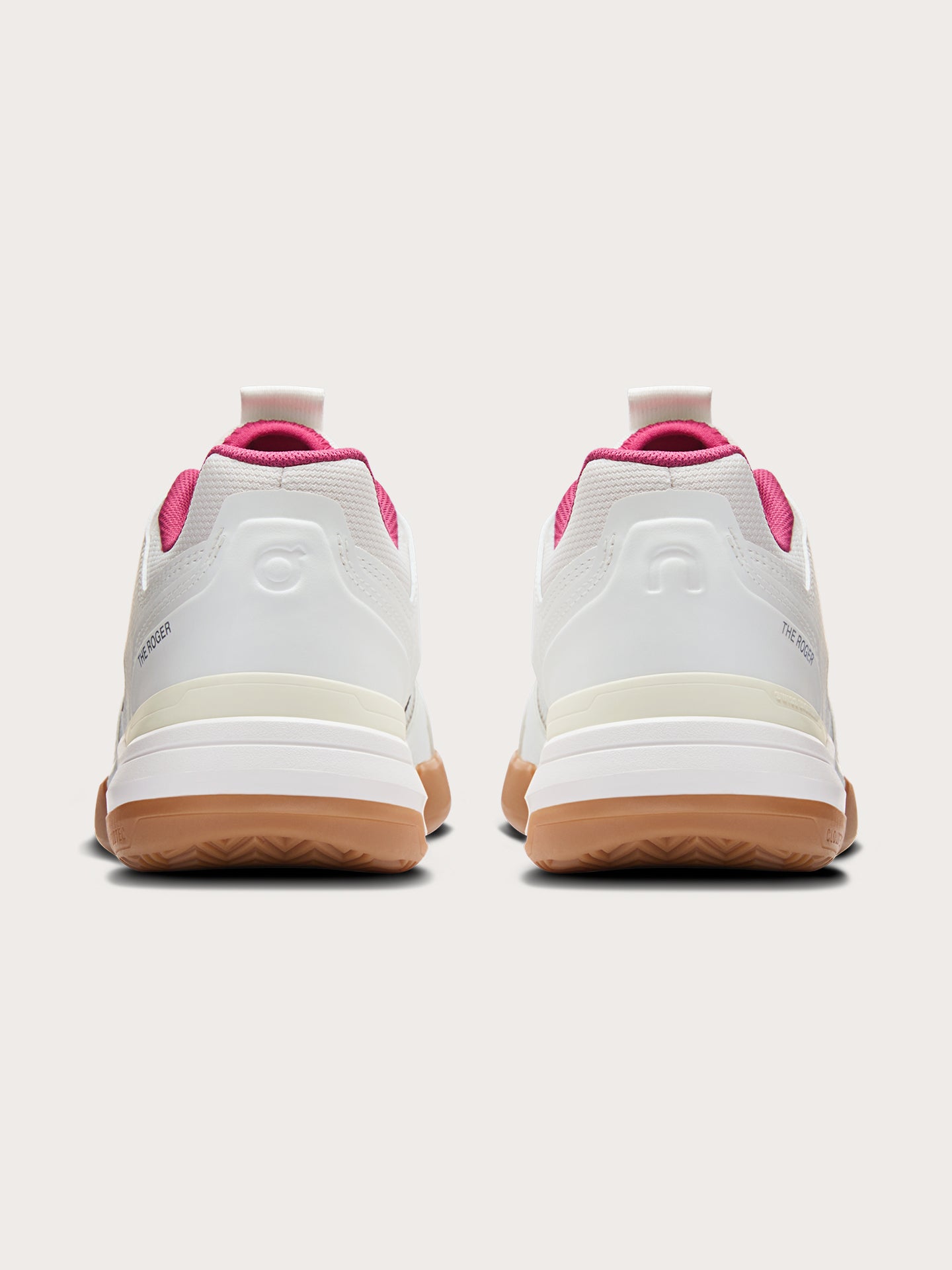 THE ROGER Clubhouse Pro - Ivory | Grenadine – Carbon38