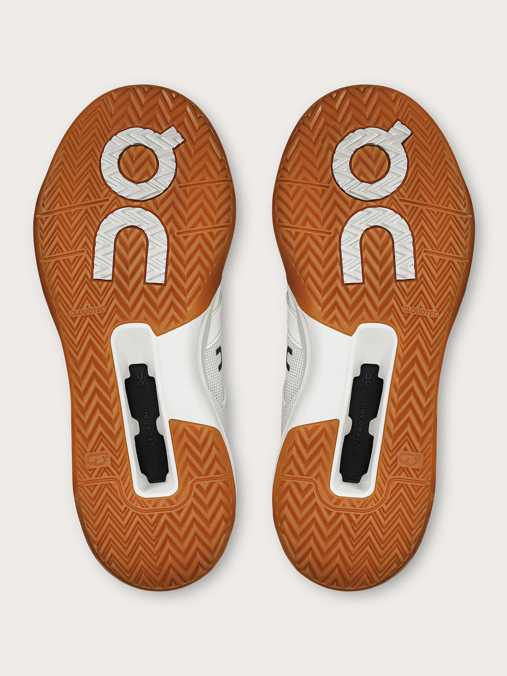 THE ROGER Clubhouse Pro - Ivory | Grenadine