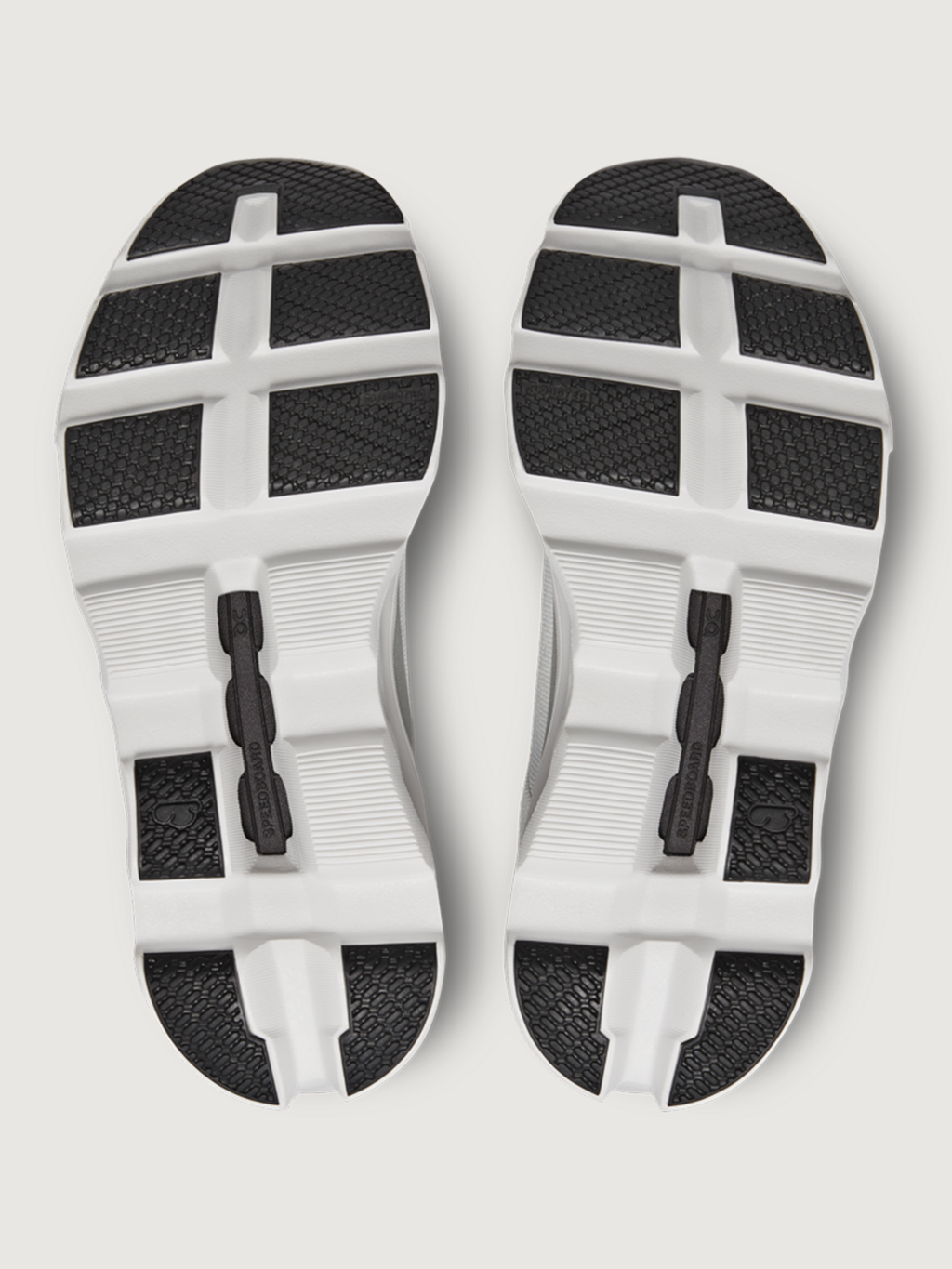 Cloudmonster Exclusive - Undyed-White | White – Carbon38