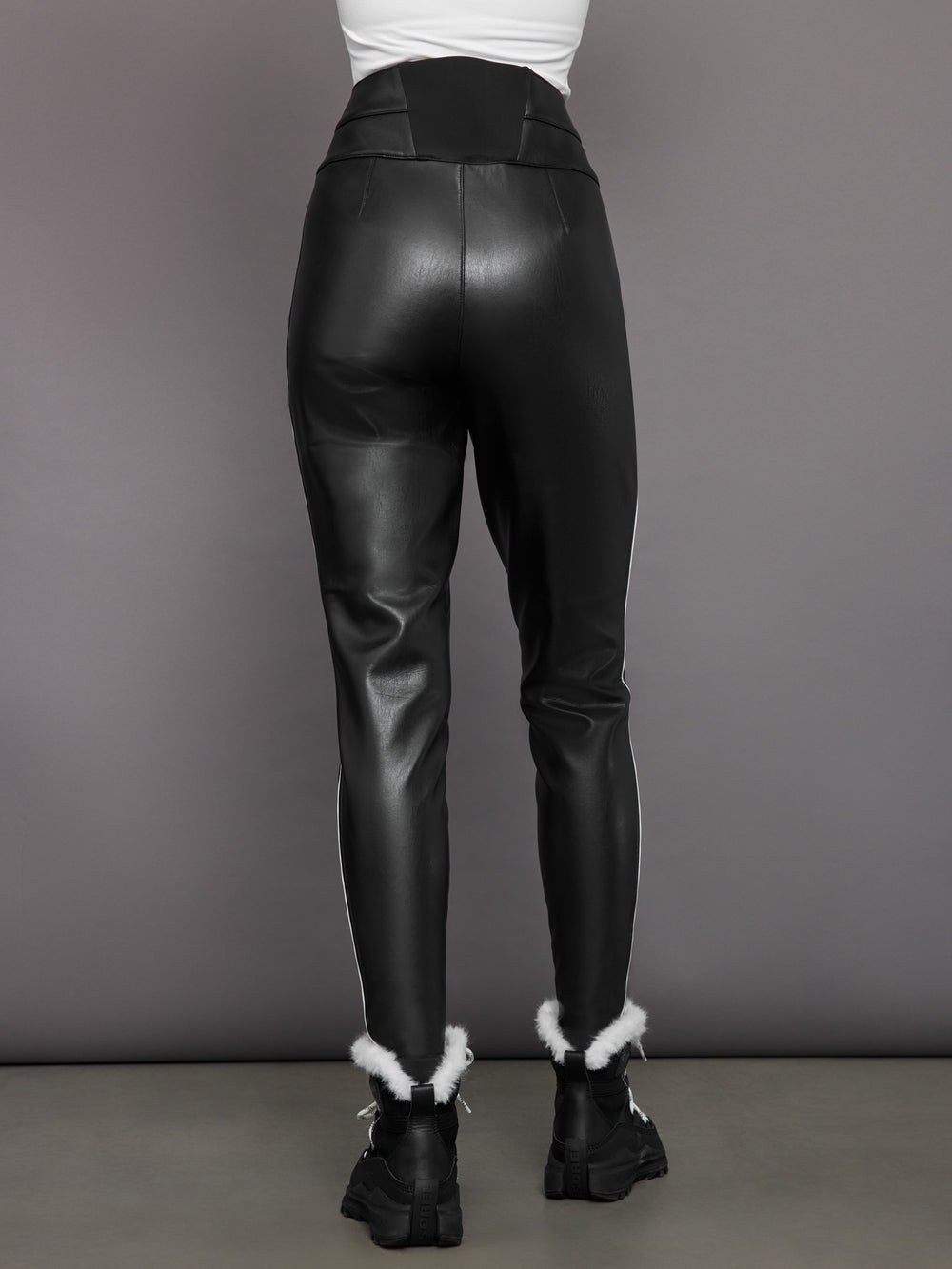 Aurora Skinny Race Pant w Stirrup - Black Faux Leather