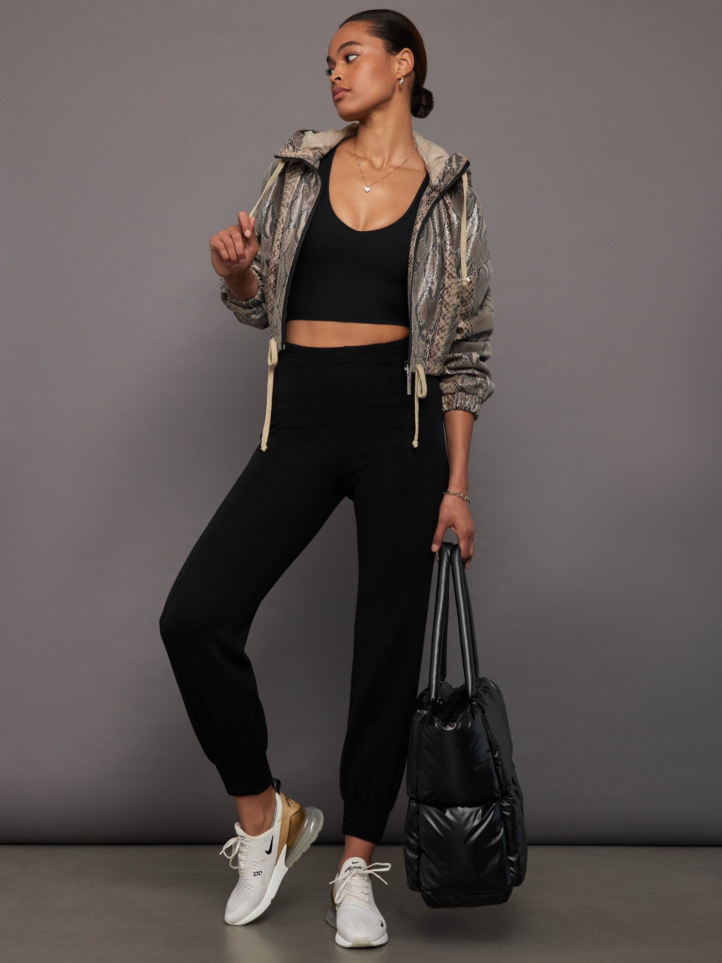 ジャケット・アウター BEACH SHELL SNAKE PRINT NYLON Stussy Beach Snake Print Nylon Shell Jacket Olive Men's - SS25 - US