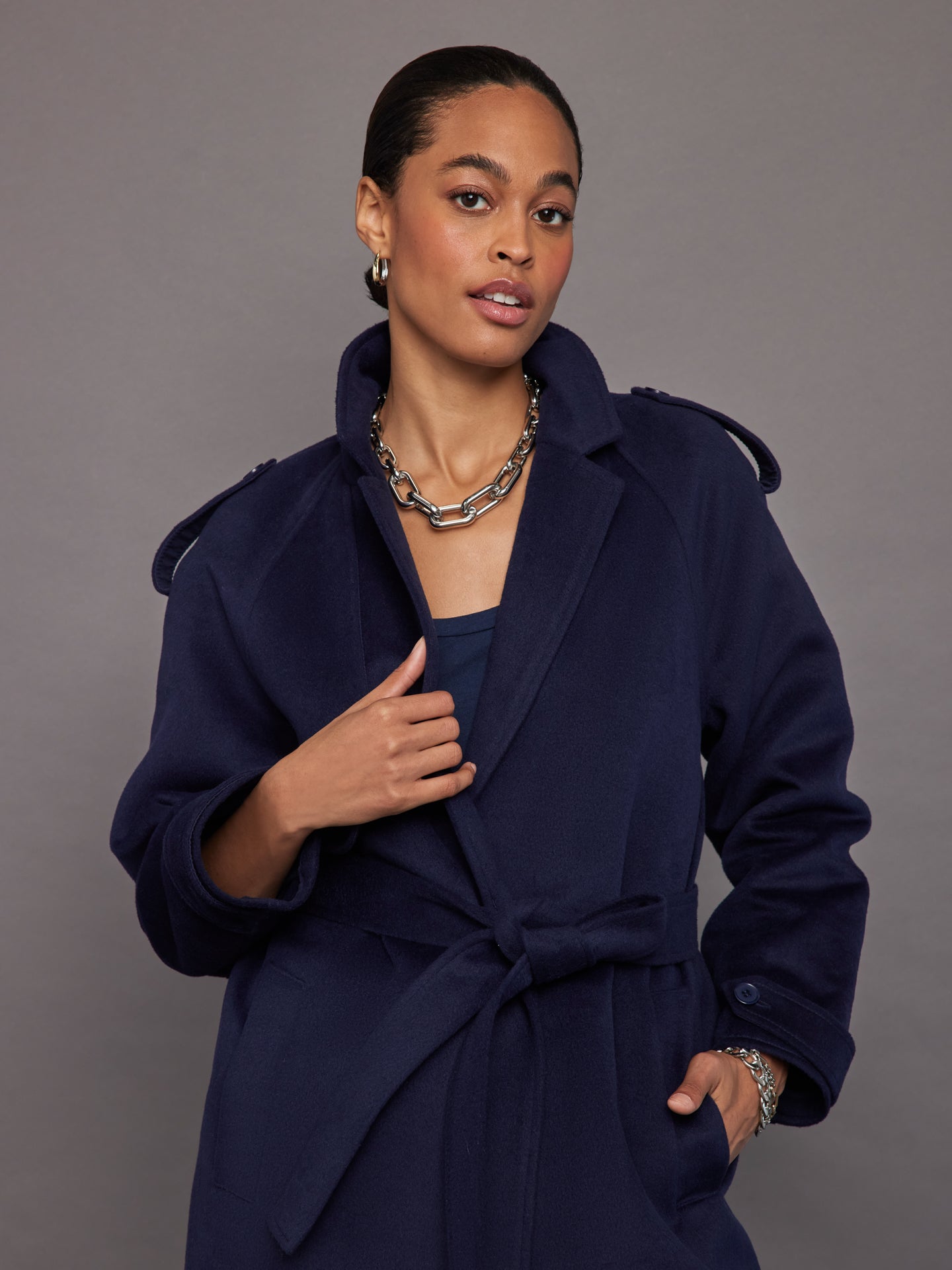 Voss Coat - Navy – Carbon38