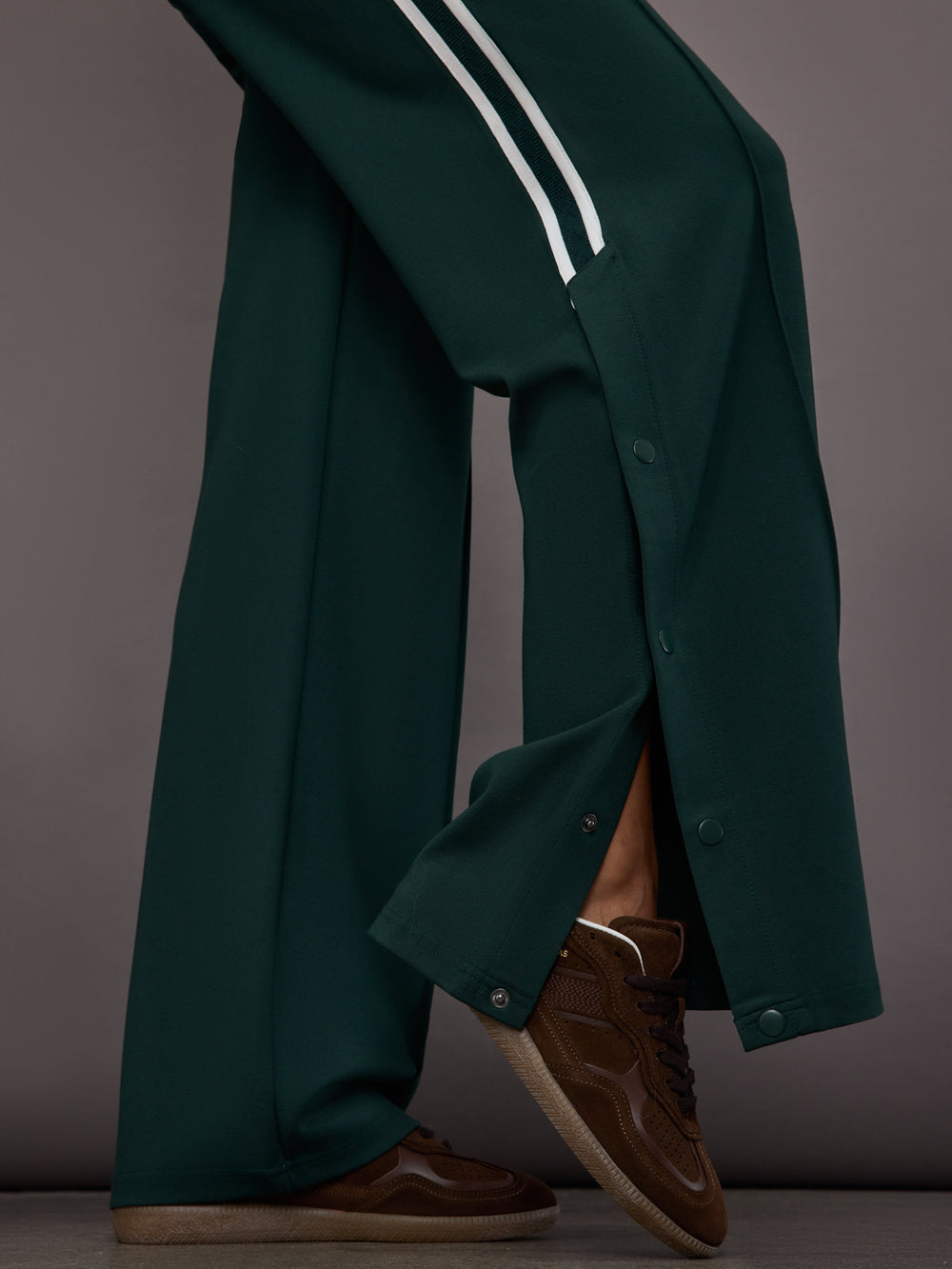 Cobra Zephyr Wide Leg Pant - Green