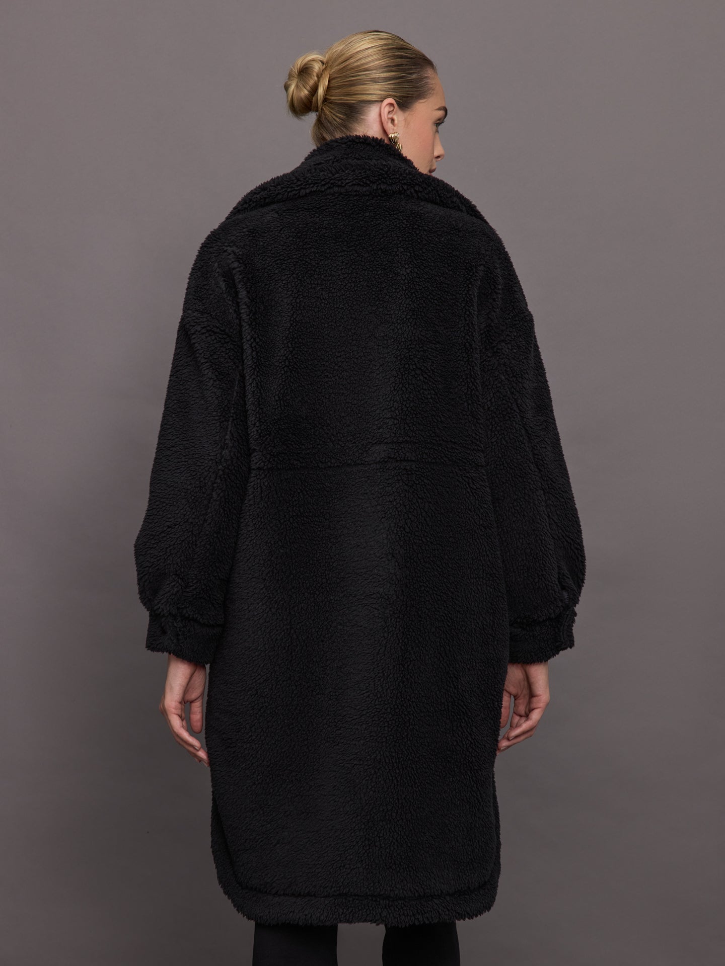 Jones Coat - Black – Carbon38