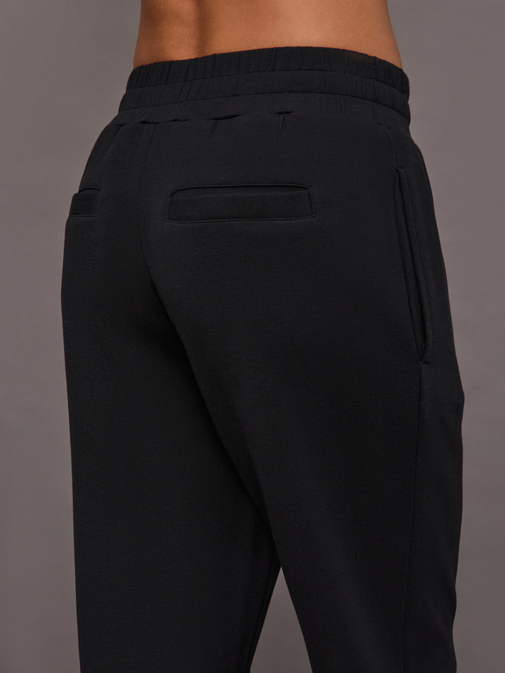 The Slim Cuff Pant 25” - Black