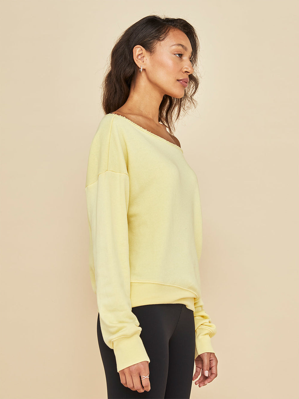 Off Shoulder Sweatshirt in French Terry - Butter Yellow