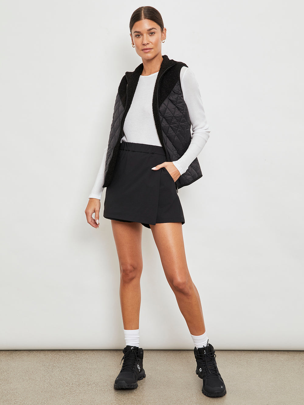 Essential Skort - Black