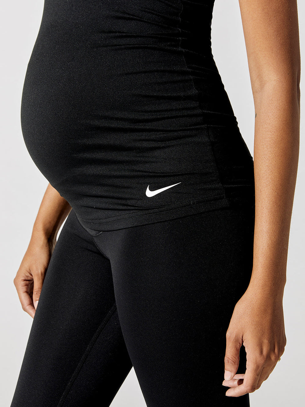 Nike Maternity Tank - Black – Carbon38