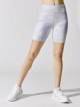 One Icon Clash Sky Tie Dye 7-inch Short - Light Thistle-White